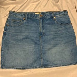 Women's Denim Mini Skirt - Universal Thread™ 20W